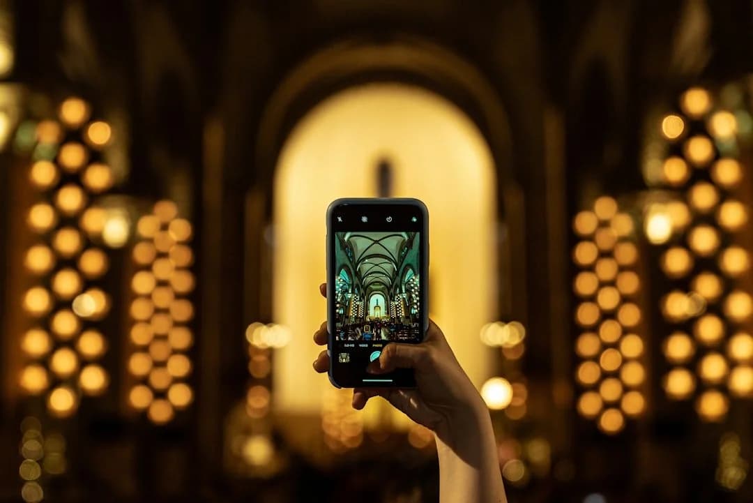 Kerk en Social Media: Evangelisatie in het Digitale Tijdperk