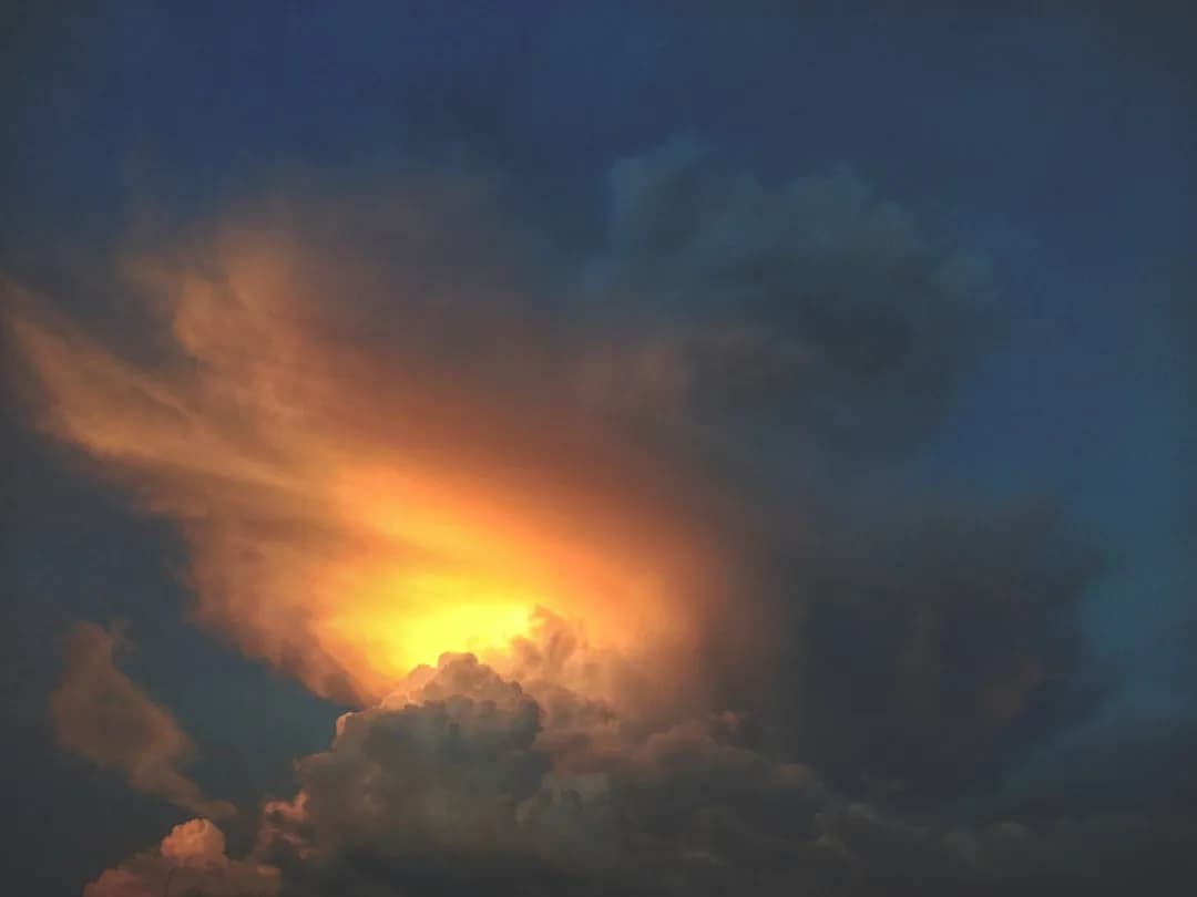 Uitgelichte afbeelding bij: Bijbelteksten voor Hemelvaart — De hemelvaart van Jezus uitgelegd